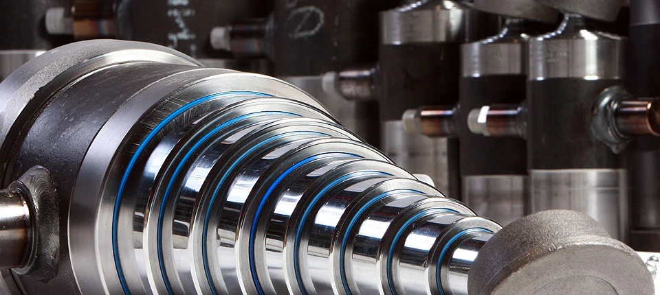 Ауыр техниканы жаңартуға сұраныс өсіп, қос әрекетті көп сатылы цилиндрлер гидравликалық өнеркәсіптің өсуінің жаңа қозғалтқышына айналды.